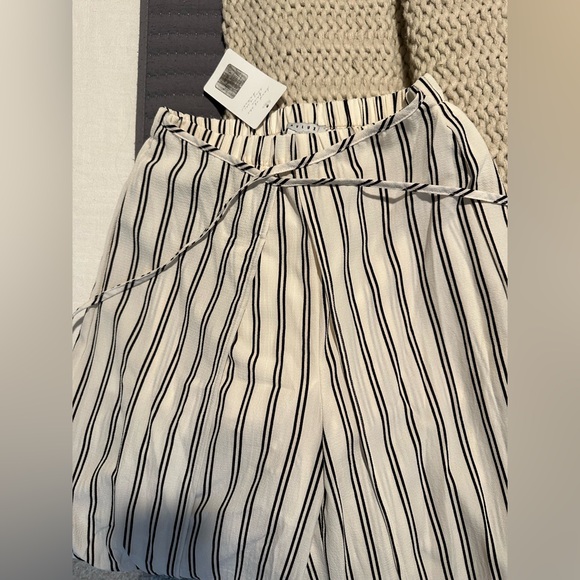 American Thread pants - Picture 3 of 3